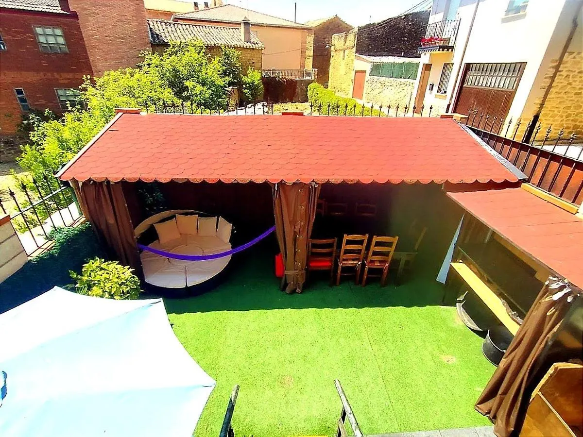 Сasa de vacaciones Habitaciones turísticas casa del huevo Vinaspre