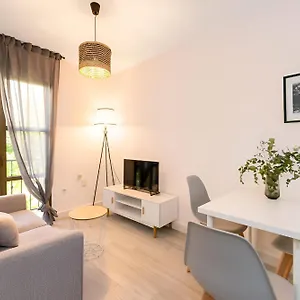 https://apartamentos-san-isidro.es-andalucia.com